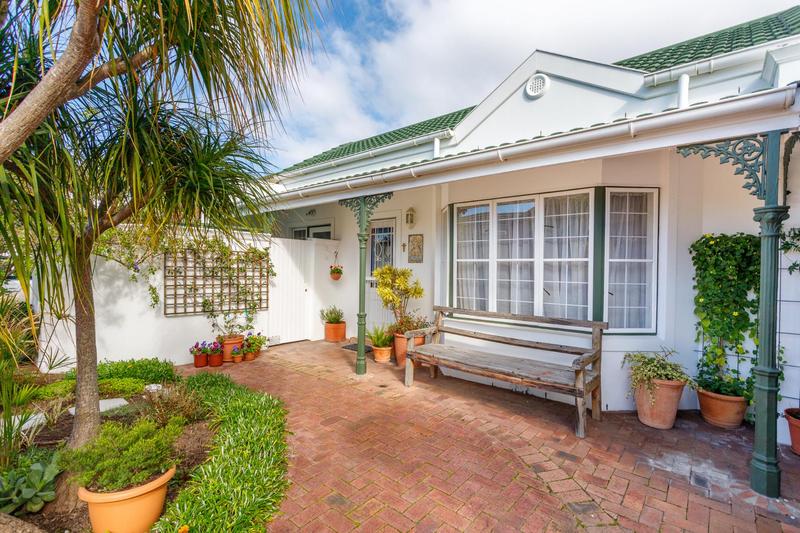 3 Bedroom Property for Sale in Pinelands Western Cape